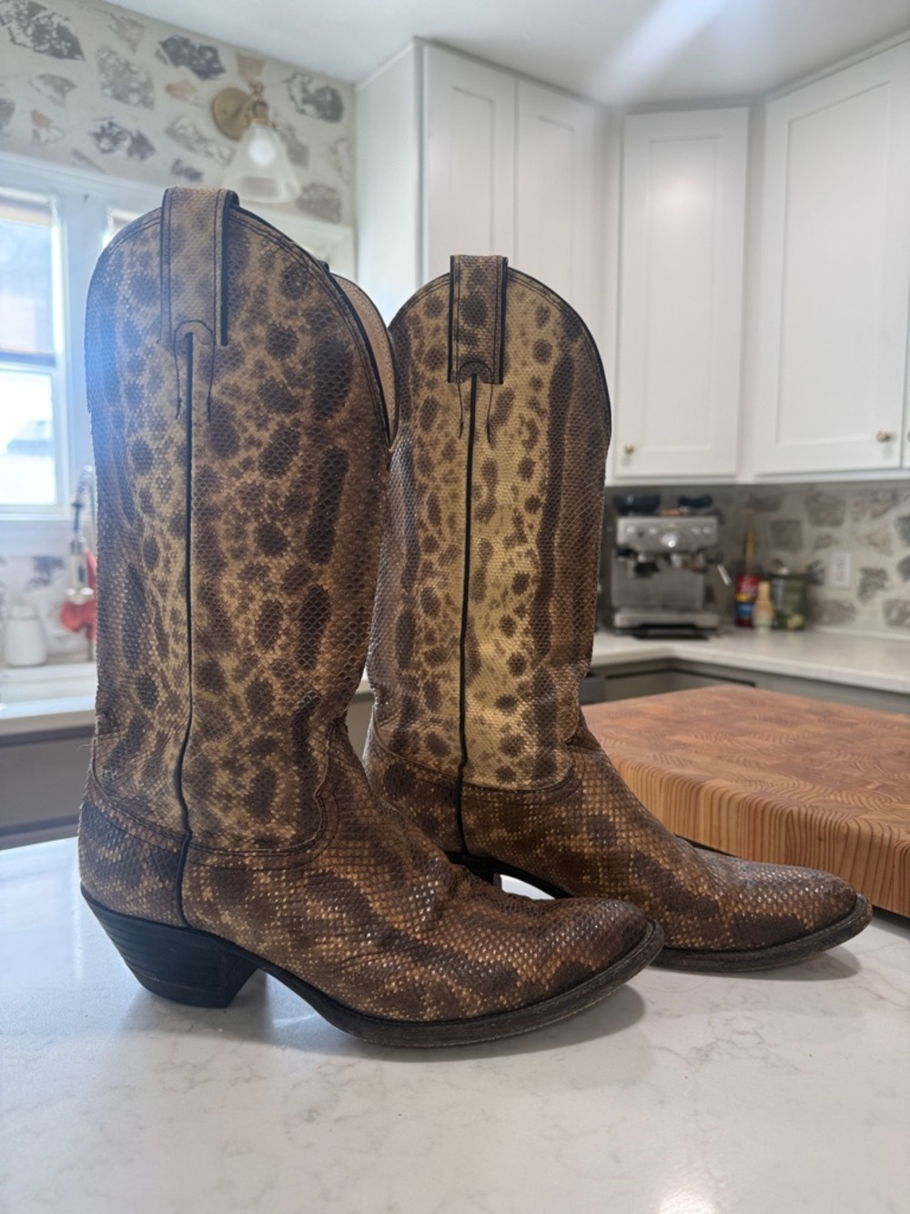Vintage Justin Snakeskin Cowboy Boots (Women’s)